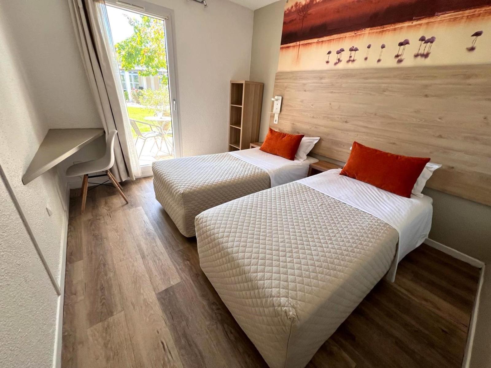 Hotel Le Mas Des Ponts D'Arles Eksteriør bilde