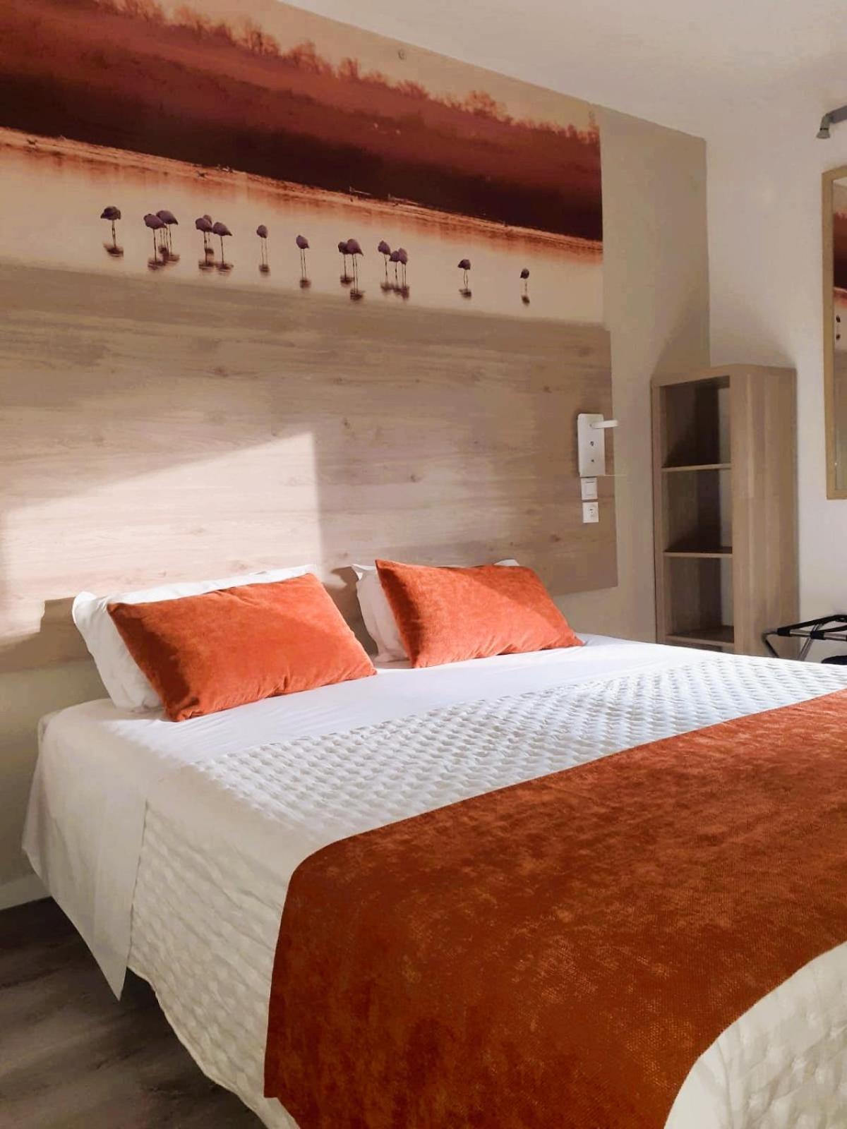Hotel Le Mas Des Ponts D'Arles Rom bilde