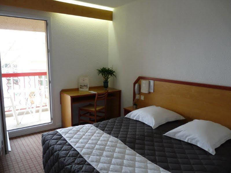 Hotel Le Mas Des Ponts D'Arles Eksteriør bilde